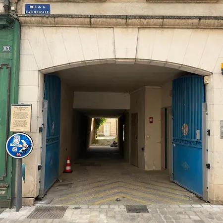 Cosy Dans Rue Pietonne Centre Daire Puvatya